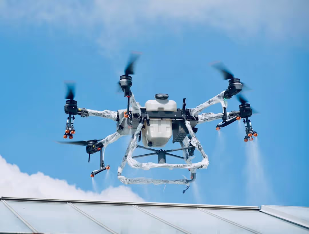 sombreado de invernadero con dron